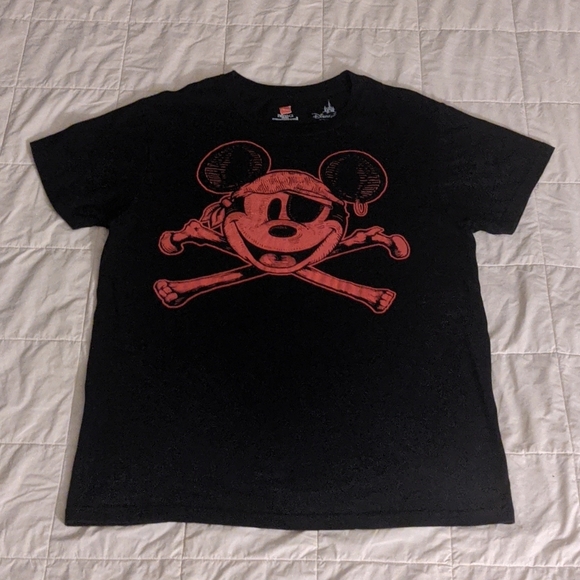 Mickey Mouse Skull & Crossbones tee - Picture 2 of 2